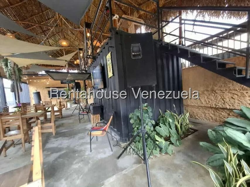 Comercial (Local Comercial) en Venta en Los Colorados, Carabobo - 2