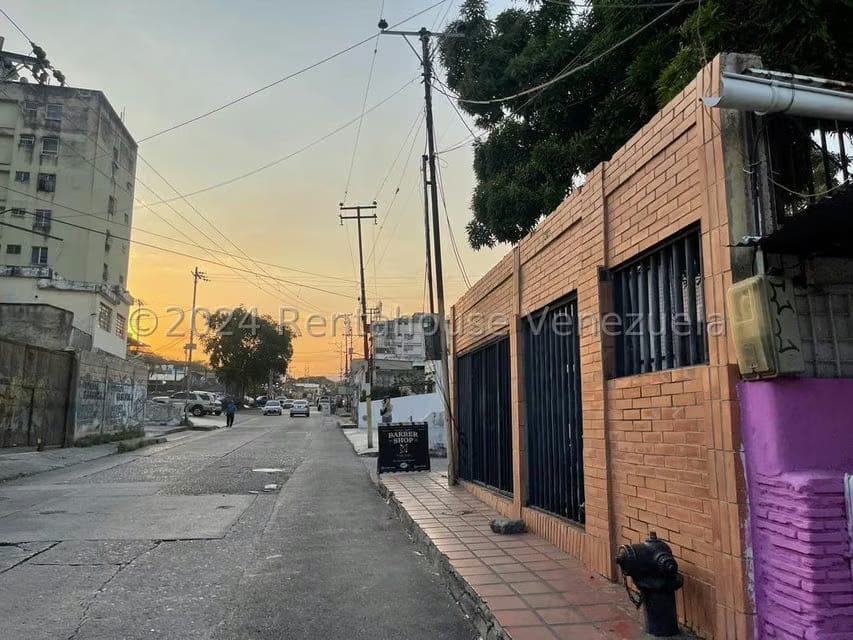 Comercial (Local Comercial) en Venta en Los Colorados, Carabobo - 12