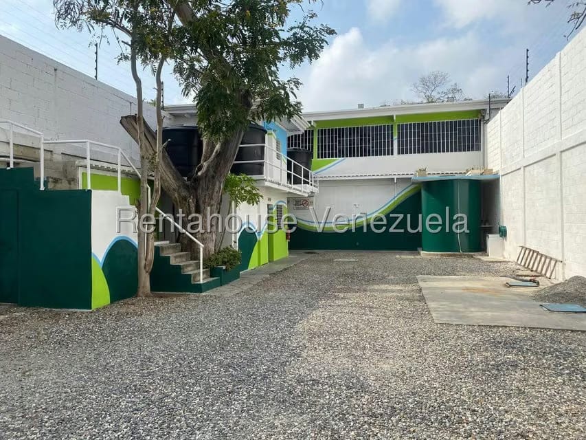 Comercial (Local Comercial) en Alquiler en Zona Este, Lara