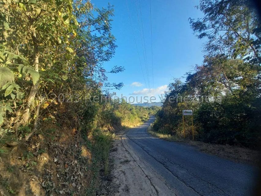 Terreno (Residencial) en Venta en Caicaguana, Distrito Metropolitano - 9