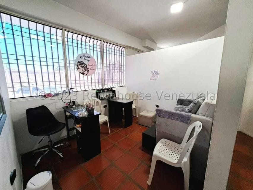 Comercial (Local Comercial) en Alquiler en Sector Los Perozos, Falcon - 4