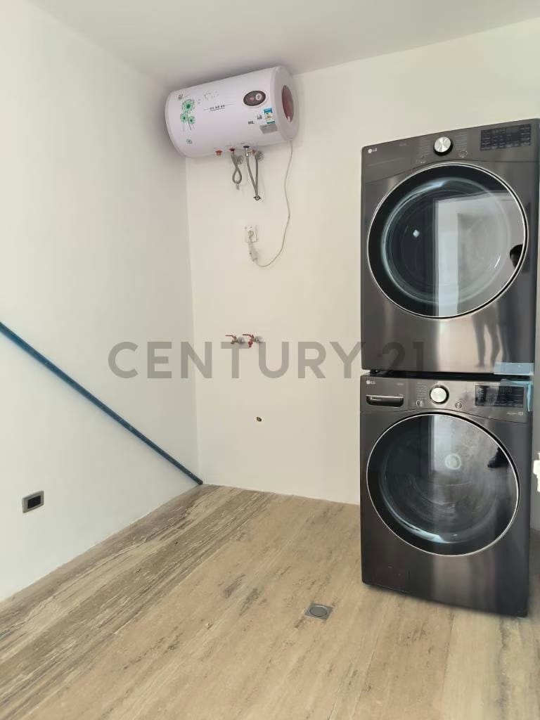En venta Casa Bote C 5/H en Lecheria,C.R. Casa Bote C con Canal de Navegacion - 19