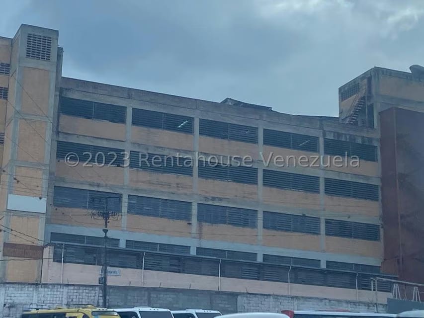 Comercial (Galpon - Deposito) en Venta en Ruiz Pineda, Distrito Metropolitano
