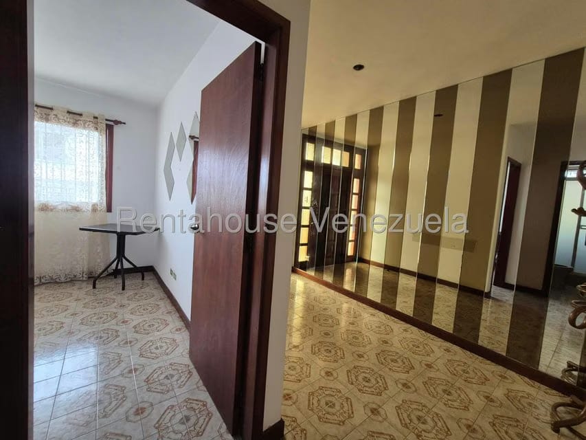 Casa (1 Nivel) en Venta en Los Naranjos del Cafetal, Distrito Metropolitano - 16