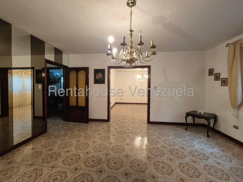 Casa (1 Nivel) en Venta en Los Naranjos del Cafetal, Distrito Metropolitano - 27