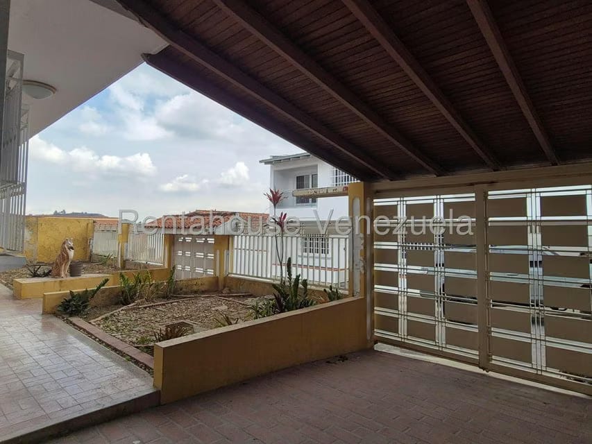 Casa (1 Nivel) en Venta en Los Naranjos del Cafetal, Distrito Metropolitano - 6
