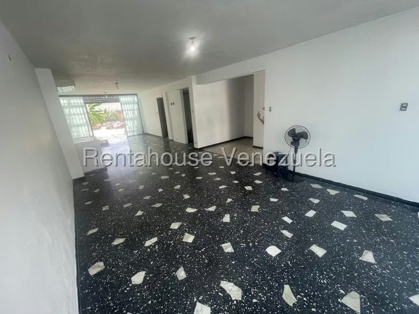 Casa (1 Nivel) en Venta en Guarenas, Miranda - 2