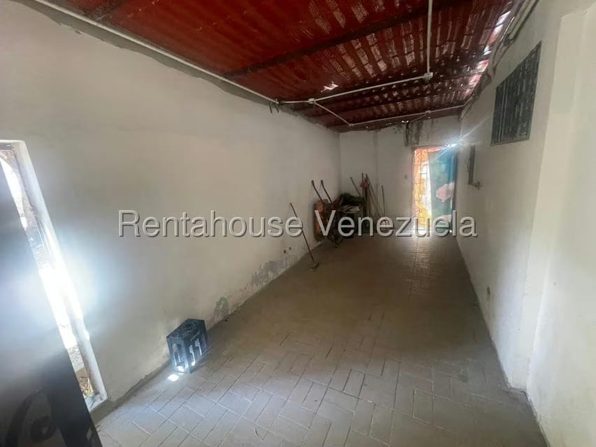 Casa (1 Nivel) en Venta en Guarenas, Miranda - 27