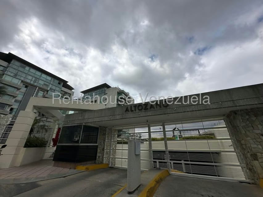 Apartamento (1 Nivel) en Venta en Las Mercedes, Distrito Metropolitano - 2