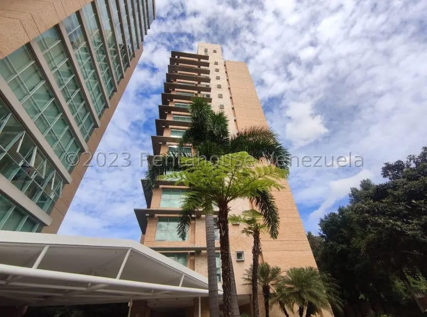 Apartamento (1 Nivel) en Alquiler en Campo Alegre, Distrito Metropolitano