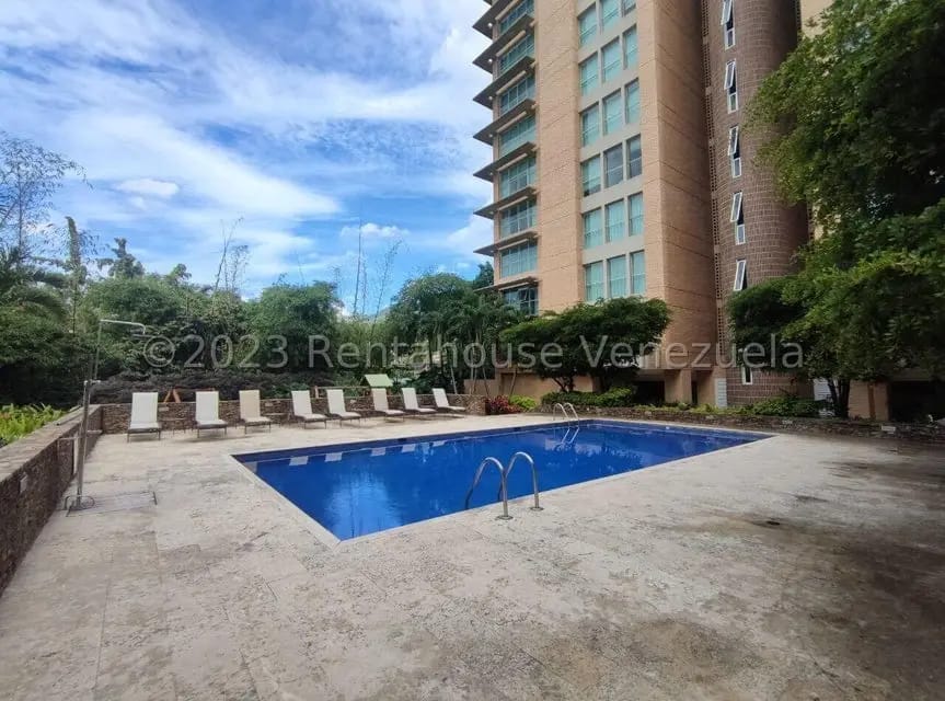 Apartamento (1 Nivel) en Alquiler en Campo Alegre, Distrito Metropolitano - 2