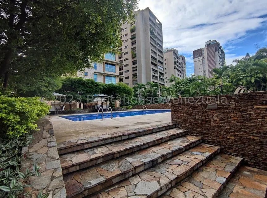 Apartamento (1 Nivel) en Alquiler en Campo Alegre, Distrito Metropolitano - 19