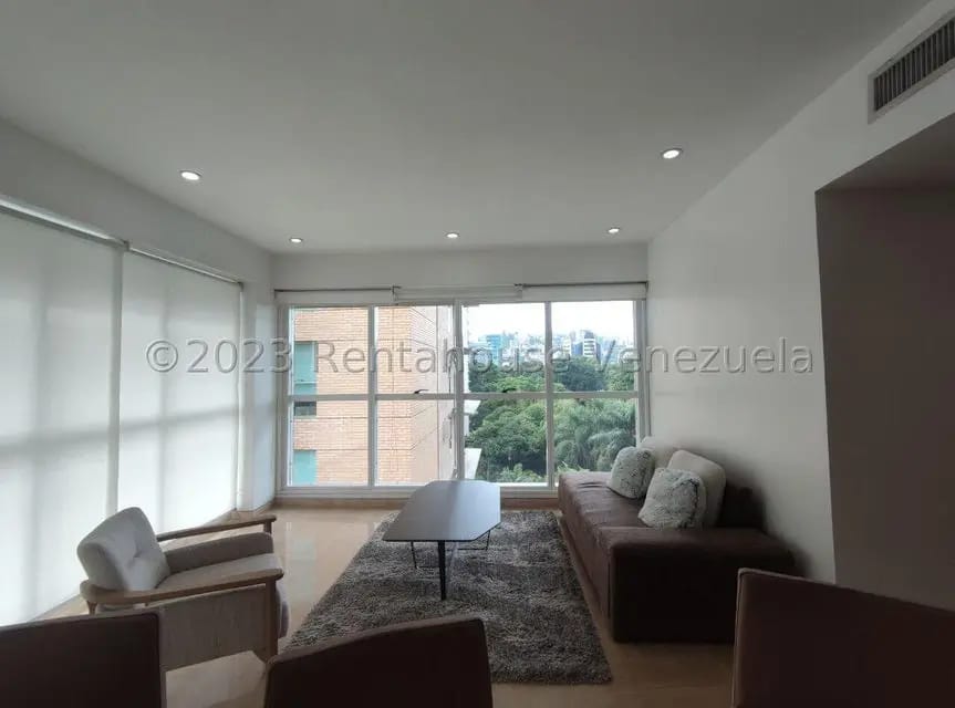 Apartamento (1 Nivel) en Alquiler en Campo Alegre, Distrito Metropolitano - 8