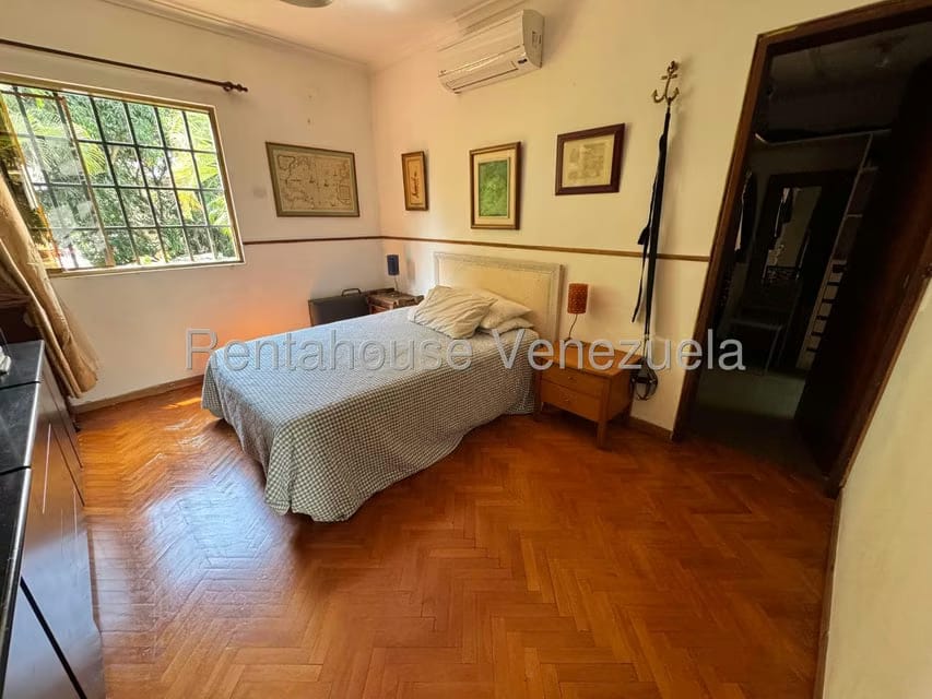 Casa (Multipes Niveles) en Venta en Los Palos Grandes, Distrito Metropolitano - 18