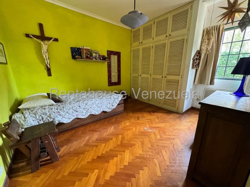 Casa (Multipes Niveles) en Venta en Los Palos Grandes, Distrito Metropolitano - 22