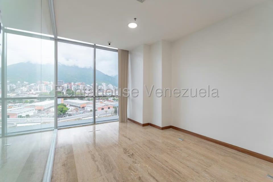 Comercial (Oficina) en Alquiler en Las Mercedes, Distrito Metropolitano - 11