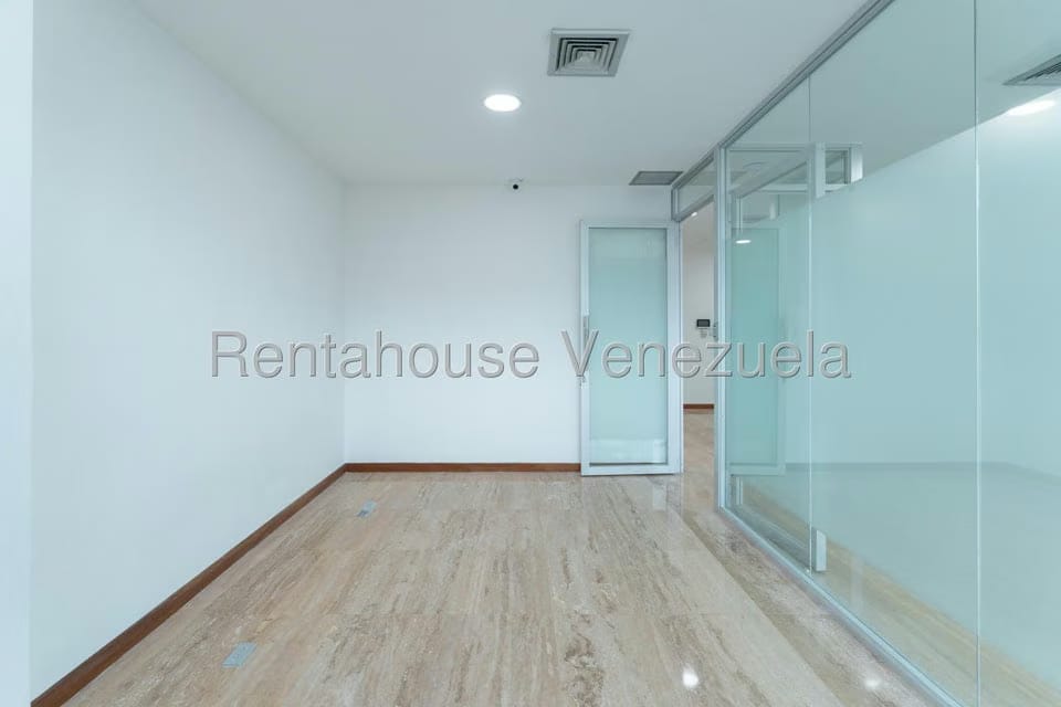 Comercial (Oficina) en Alquiler en Las Mercedes, Distrito Metropolitano - 21