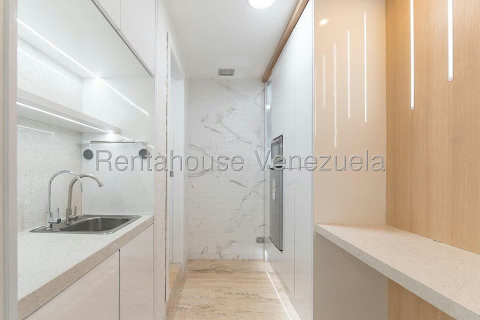 Comercial (Oficina) en Alquiler en Las Mercedes, Distrito Metropolitano - 7
