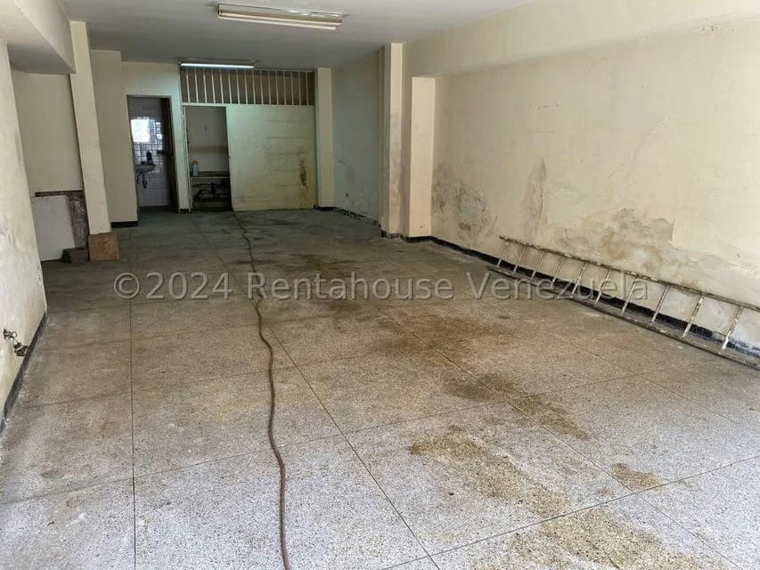 Casa (Multipes Niveles) en Venta en Catia, Distrito Metropolitano - 3