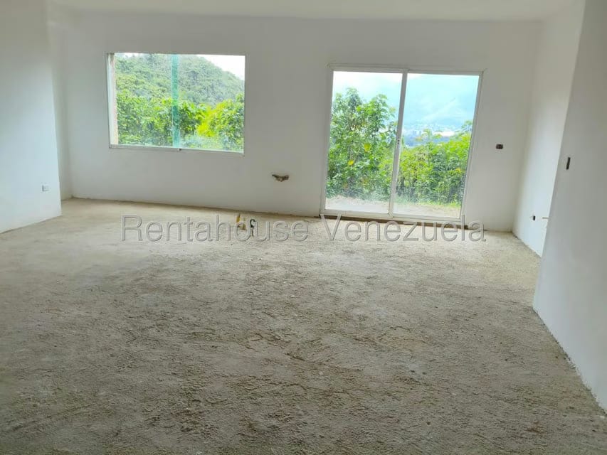 Apartamento (1 Nivel) en Venta en Solar del Hatillo, Distrito Metropolitano - 3
