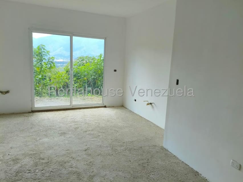 Apartamento (1 Nivel) en Venta en Solar del Hatillo, Distrito Metropolitano - 4