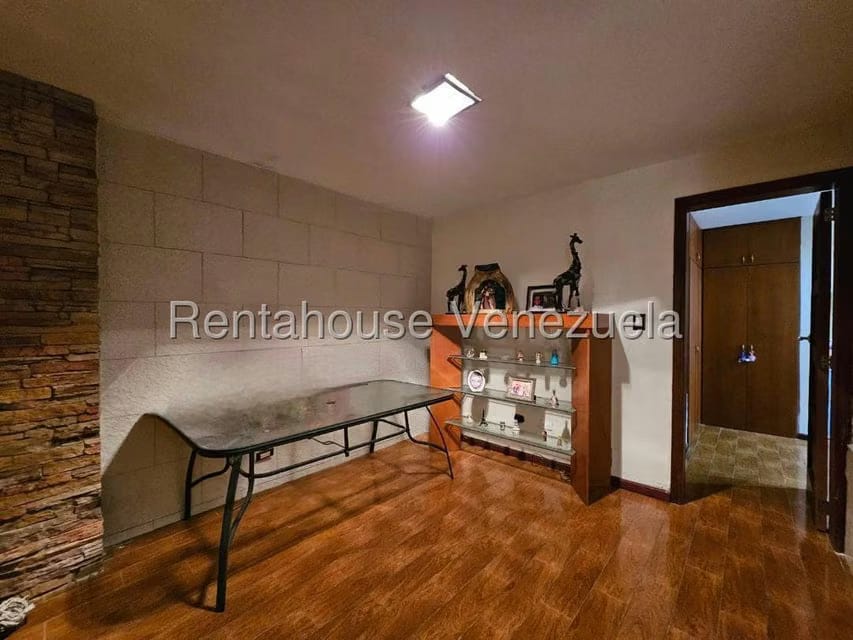 Casa (Duplex) en Venta en Las Palmas, Distrito Metropolitano - 28