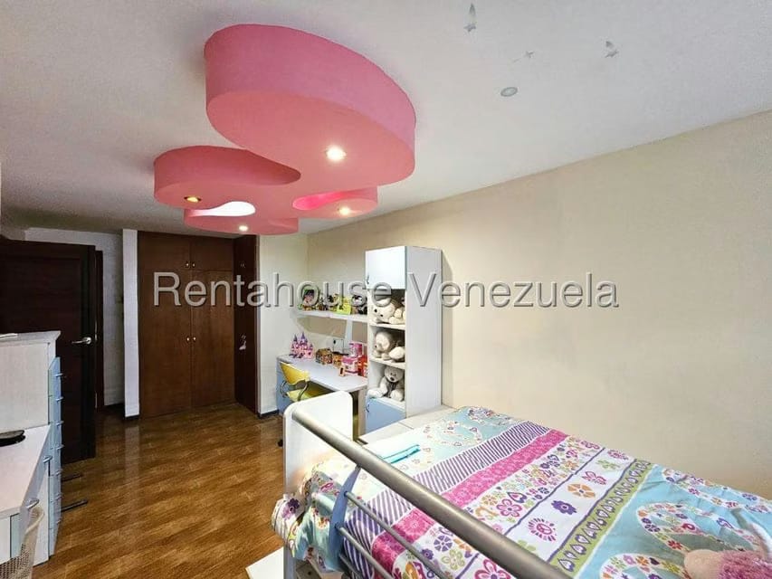 Casa (Duplex) en Venta en Las Palmas, Distrito Metropolitano - 30