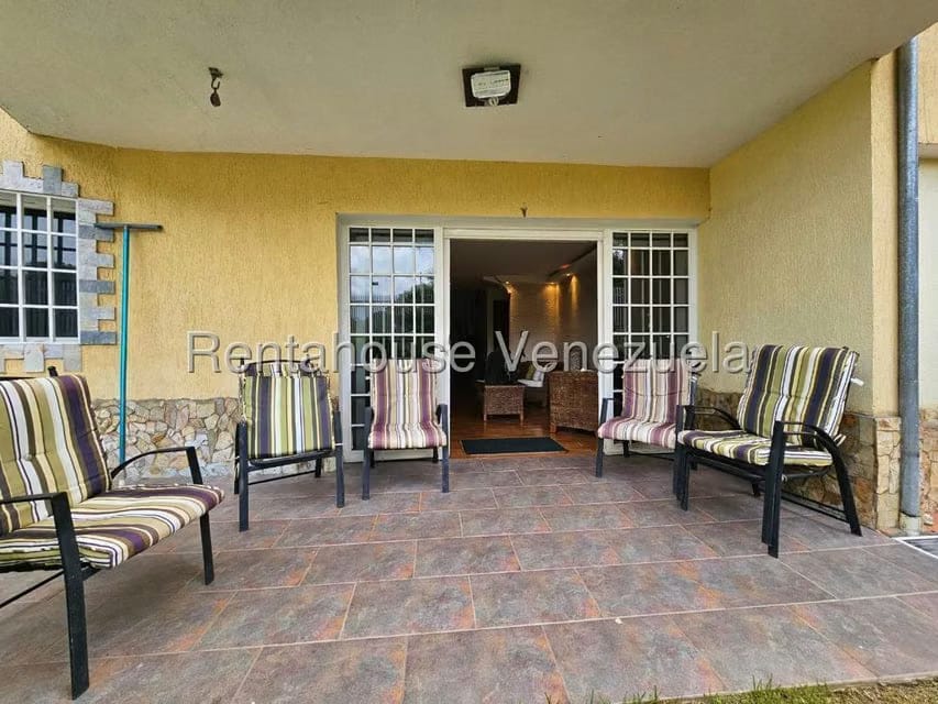 Casa (Duplex) en Venta en Las Palmas, Distrito Metropolitano - 38