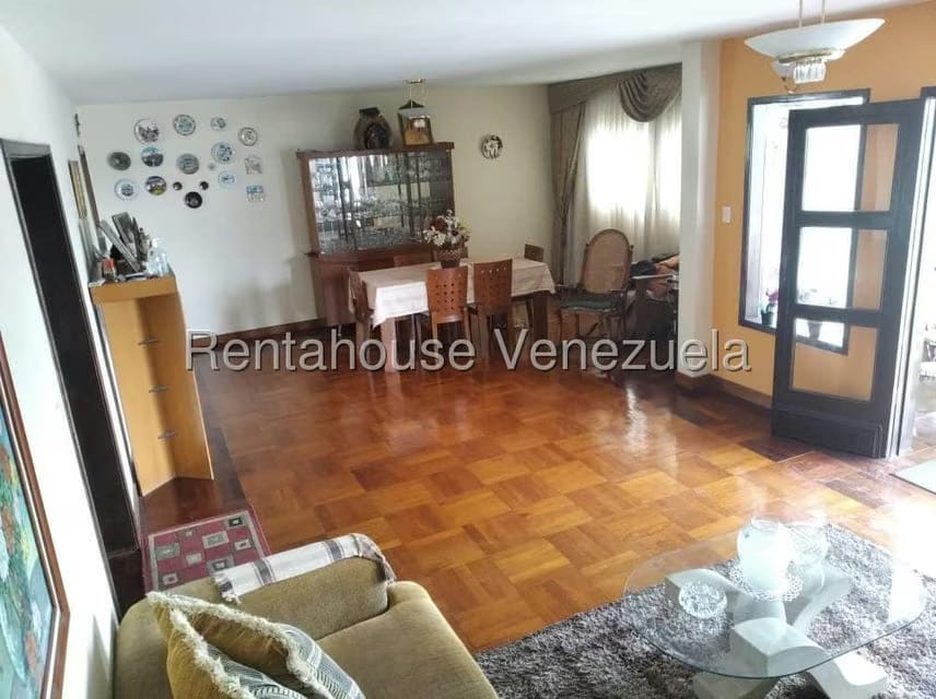 Casa (Duplex) en Venta en Las Palmas, Distrito Metropolitano - 42