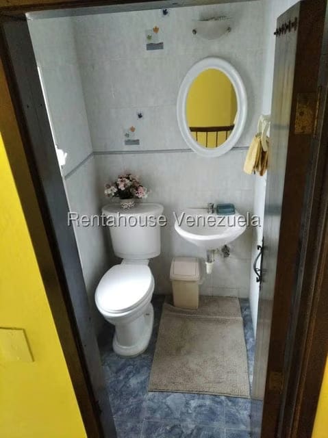 Casa (Duplex) en Venta en Las Palmas, Distrito Metropolitano - 45