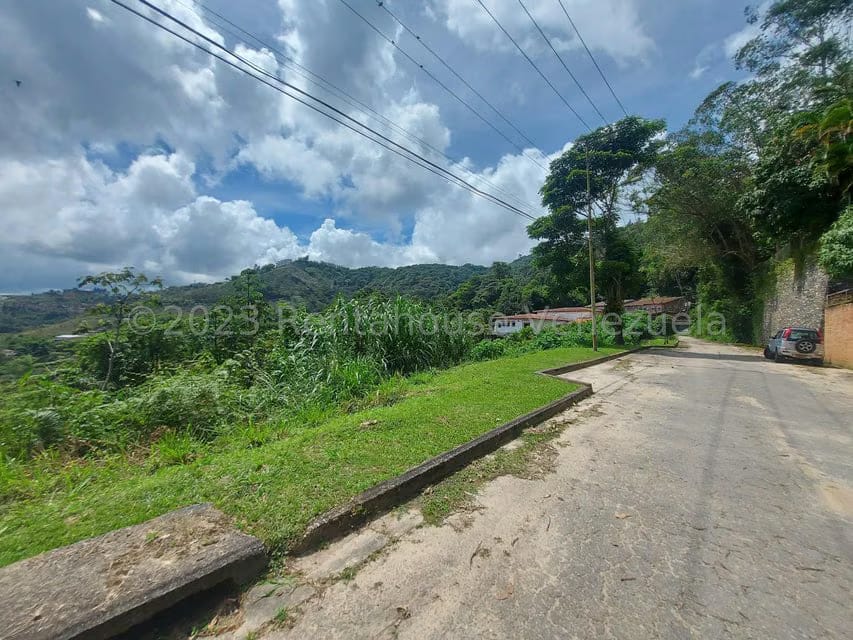 Terreno (Residencial) en Venta en Oripoto, Distrito Metropolitano - 8