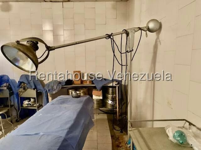 Comercial (Local Comercial) en Venta en Parroquia Altagracia, Distrito Metropolitano - 12