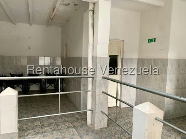 Comercial (Local Comercial) en Venta en Parroquia Altagracia, Distrito Metropolitano - 8