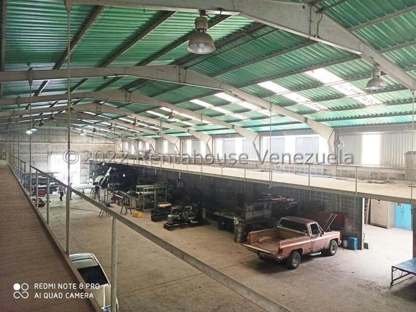Comercial (Galpon - Deposito) en Venta en Antimano, Distrito Metropolitano - 3