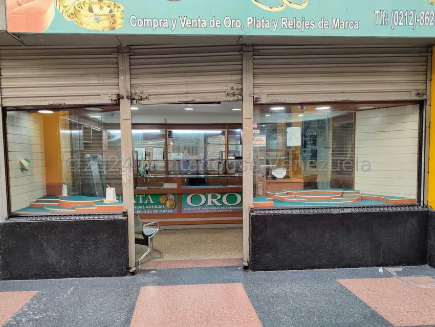 Comercial (Local Comercial) en Venta en Centro, Distrito Metropolitano - 23