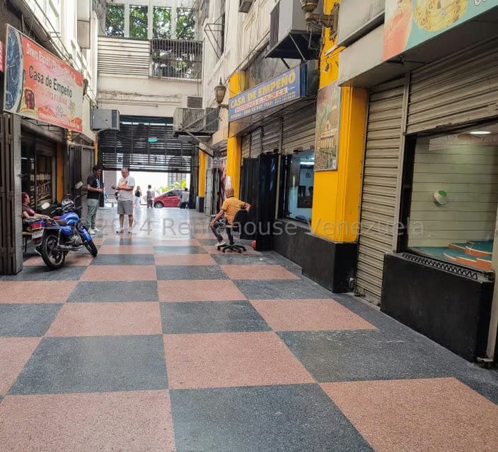 Comercial (Local Comercial) en Venta en Centro, Distrito Metropolitano - 4