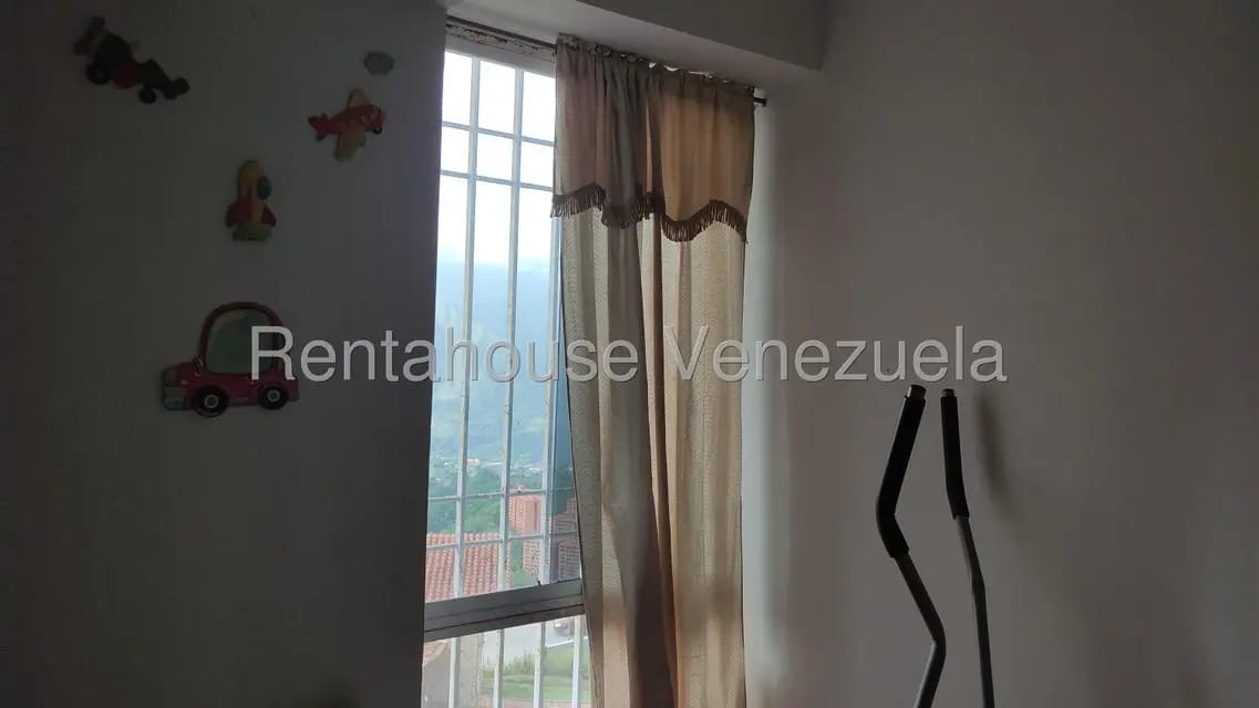 Apartamento (1 Nivel) en Alquiler en Miravila, Distrito Metropolitano - 20