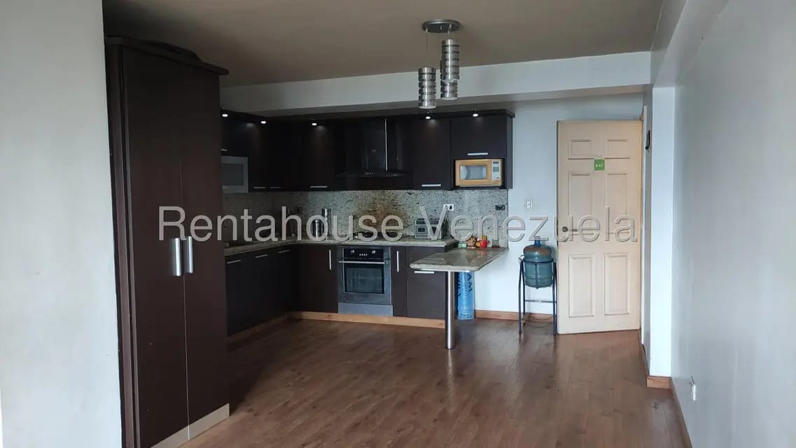 Apartamento (1 Nivel) en Alquiler en Miravila, Distrito Metropolitano - 5