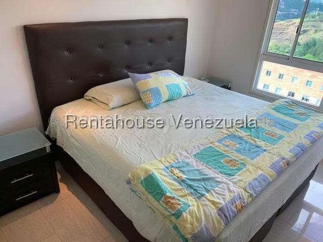 Apartamento (1 Nivel) en Alquiler en Escampadero, Distrito Metropolitano - 18
