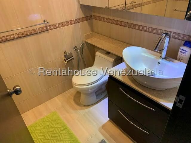 Apartamento (1 Nivel) en Alquiler en Escampadero, Distrito Metropolitano - 28