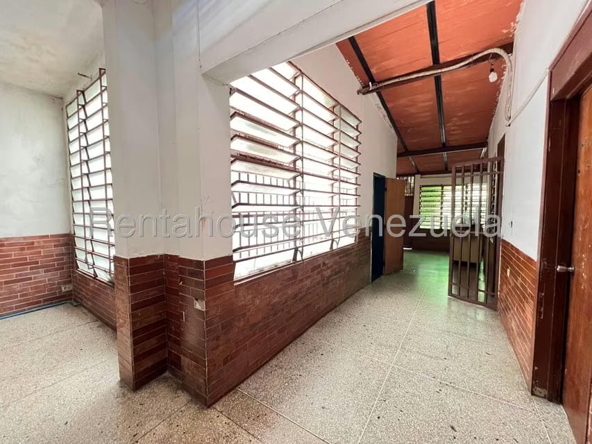 Casa (1 Nivel) en Venta en Zona Centro, Aragua - 11