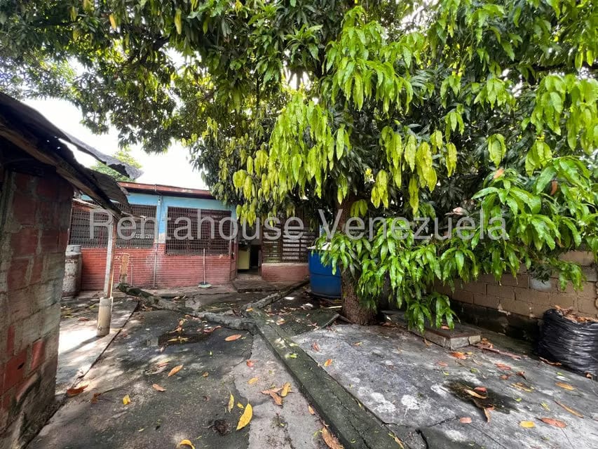 Casa (1 Nivel) en Venta en Zona Centro, Aragua - 28