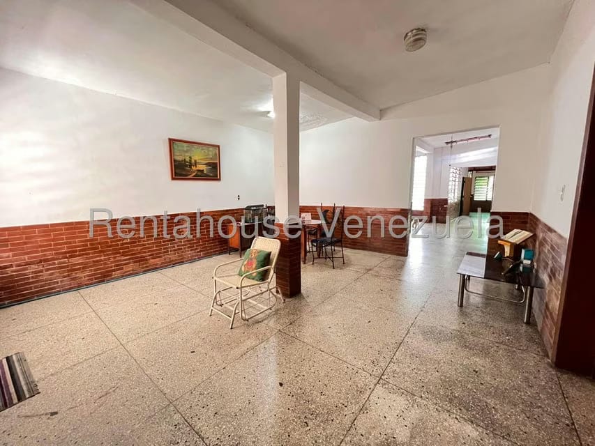 Casa (1 Nivel) en Venta en Zona Centro, Aragua - 5