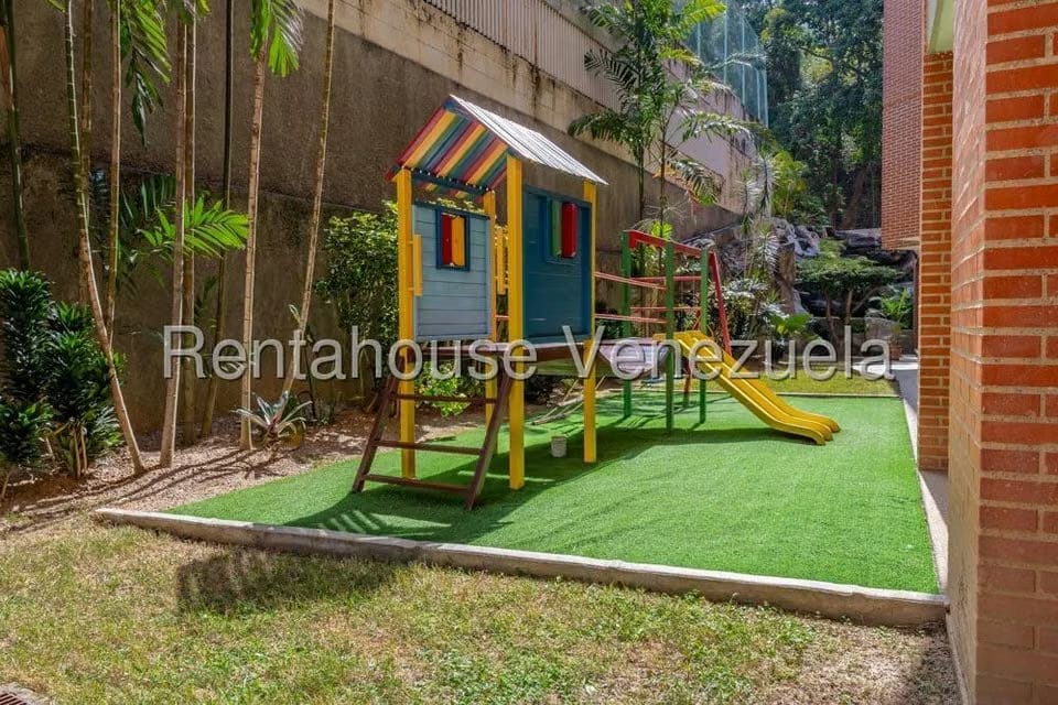 Apartamento (Multiples Niveles) en Venta en La Tahona, Distrito Metropolitano - 26