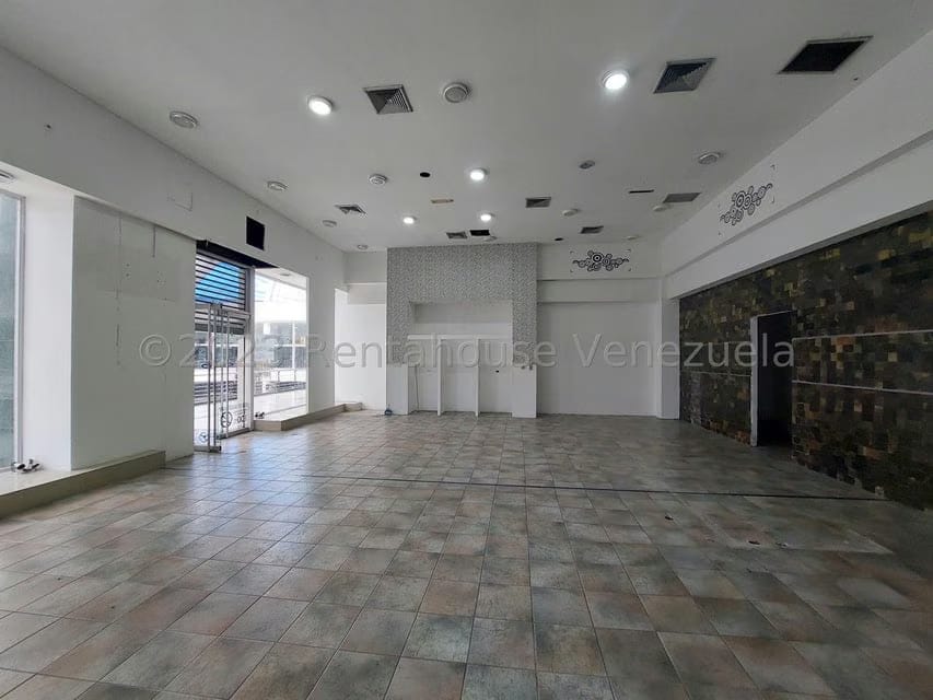 Comercial (Local Comercial) en Alquiler en El Bosque, Aragua - 11