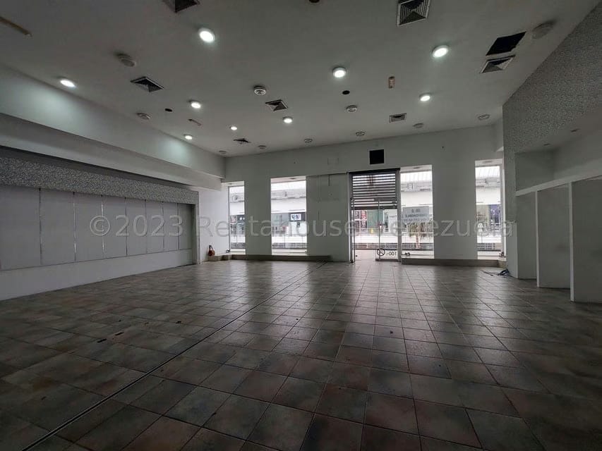 Comercial (Local Comercial) en Alquiler en El Bosque, Aragua - 16