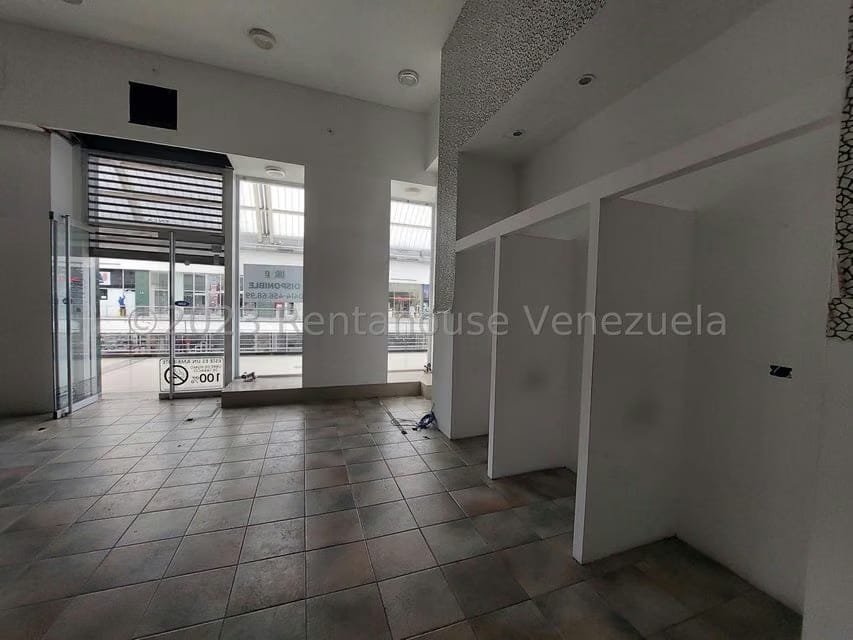 Comercial (Local Comercial) en Alquiler en El Bosque, Aragua - 4