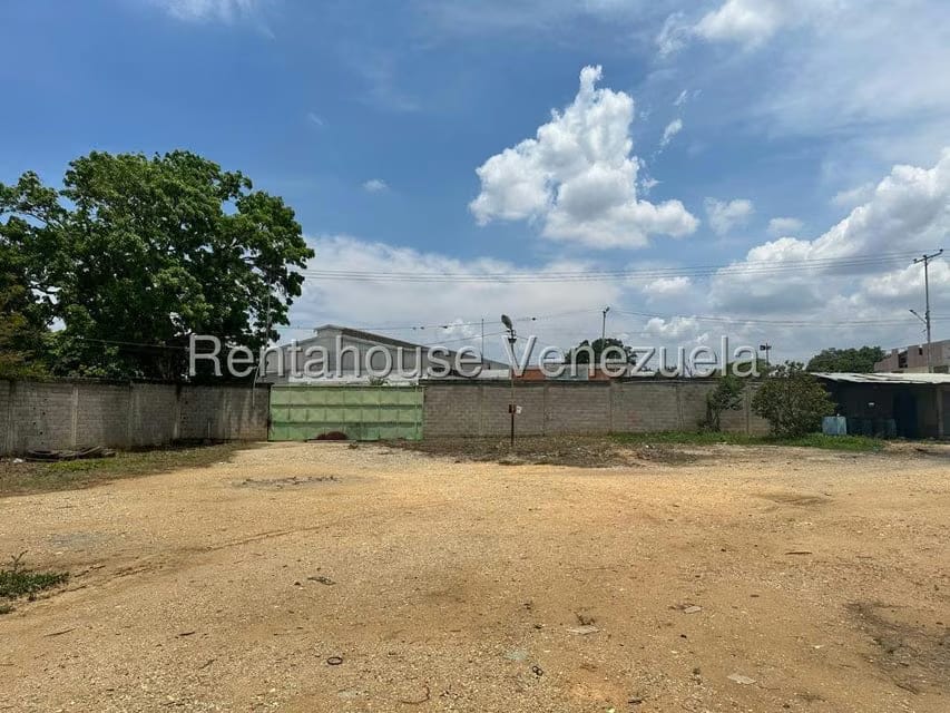 Terreno (Comercial) en Venta en La Raiza, Miranda - 19