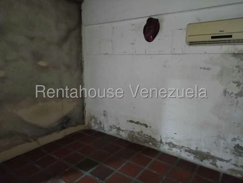 Comercial (Local Comercial) en Venta en San Blas, Carabobo - 22