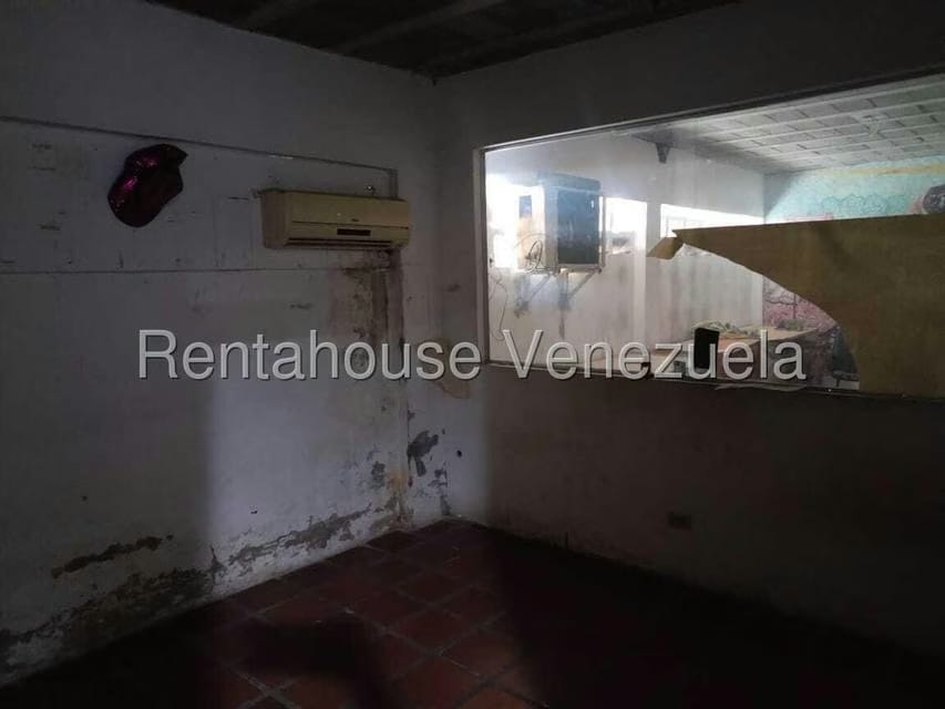 Comercial (Local Comercial) en Venta en San Blas, Carabobo - 24